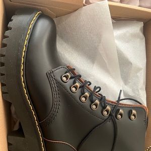 Dr. Marten Boots